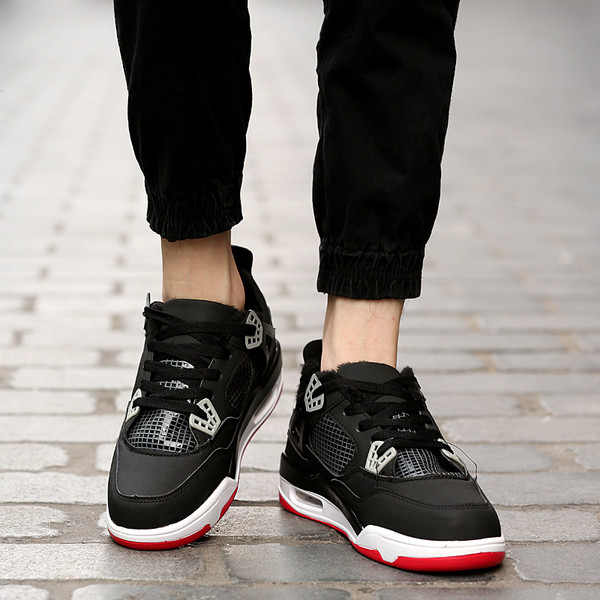 Модерни мъжки маратонки в няколко цвята