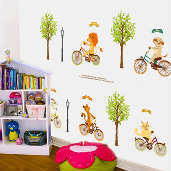 Цветна стена декорация за детска стая