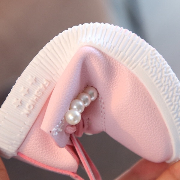 Modern gyerek tornacipő lányoknak gyöngyökkel és 3D dekorációval három színben