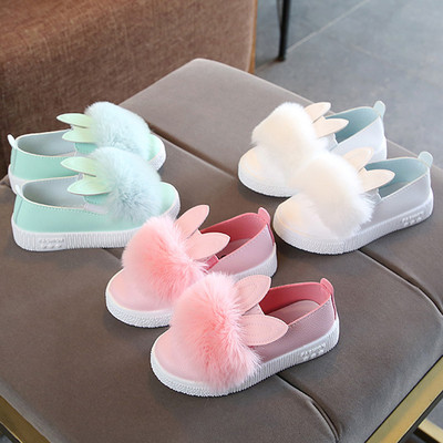 Детски ежедневни обувки за момиче с пух в три цвята
