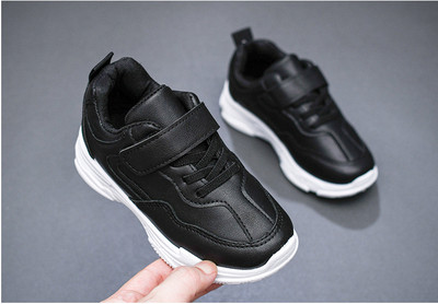 Tenisi casual pentru copii din piele ecologica de culoare alb si negru potriviti pentru fete si baieti