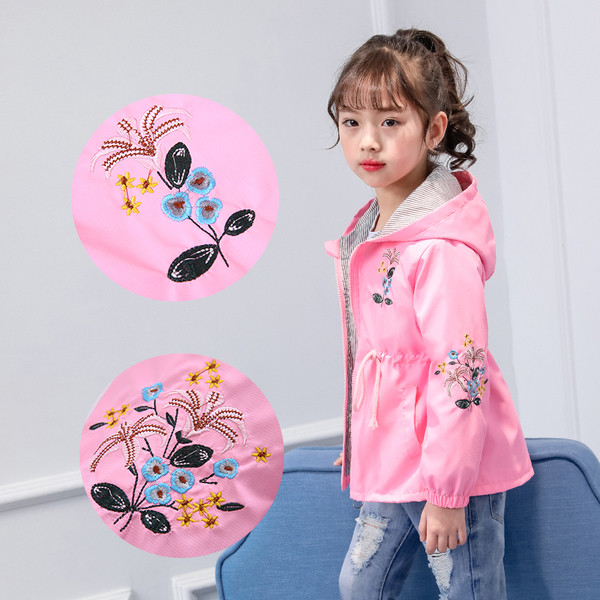 Μοντέρνο μπουφάν για κορίτσια με έγχρωμο κέντημα σε διάφορα χρώματα