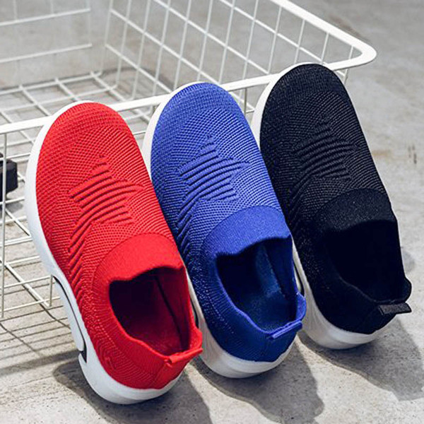 Kényelmes gyermek tornacipő három színben, alkalmas lányoknak és fiúknak