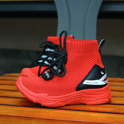 Adidasi copii cu aplicare in alb, negru si rosu