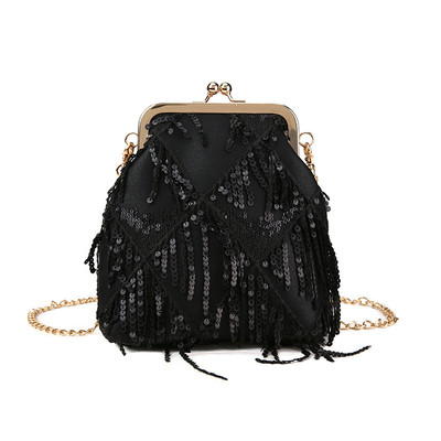 Стилна дамска чанта за през рамо с пайети