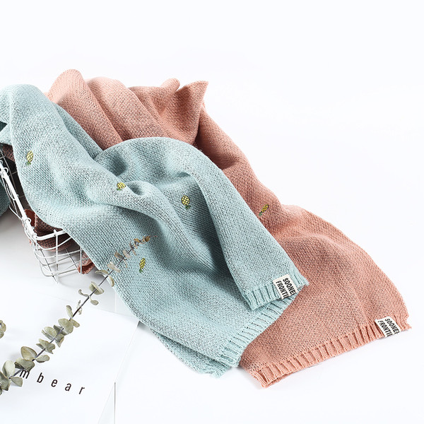 Eșarfă de lână de damă în mai multe culori