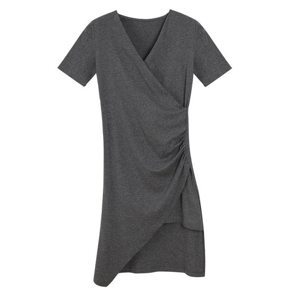 Modern női ruha rövid ujjal, két színben