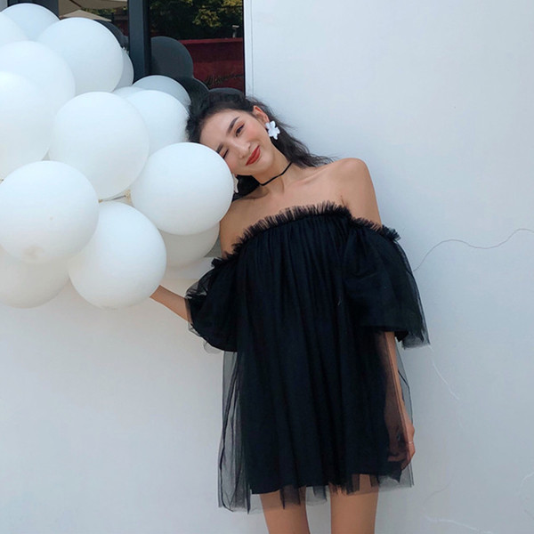 Γυναικείο κομψό φόρεμα με τούλι και πεσμένα μανίκια σε δύο χρώματα