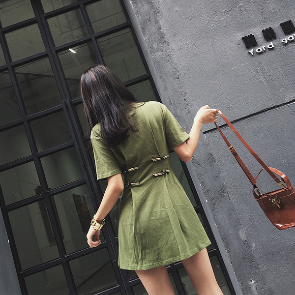 Μοντέρνο φόρεμα  σε δύο χρώματα