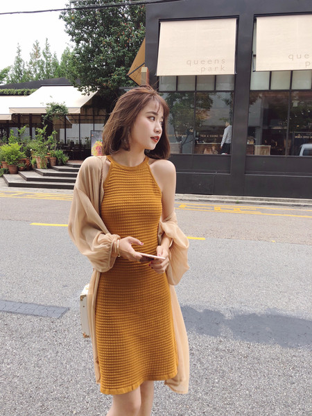 Ежедневна дамска рокля в цвят горчица