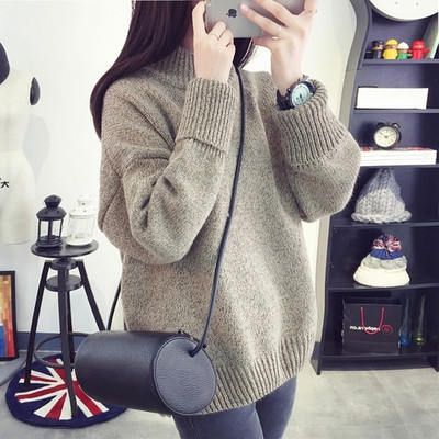 Ежедневен дамски пуловер с висока яка в няколко цвята 