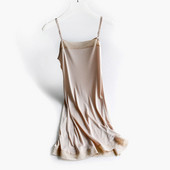 Kényelmes női hálóing vékony pántokkal, három színben