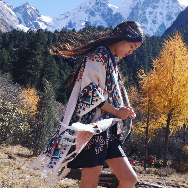 Poncho de dama colorat in doua culori