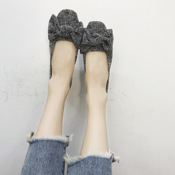 Alkalmi női cipő díszítéssel, két modellben