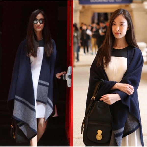 Női gyapjú poncsó sötétkék színben