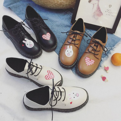 Дамски обувки с апликации и връзки в три цвята
