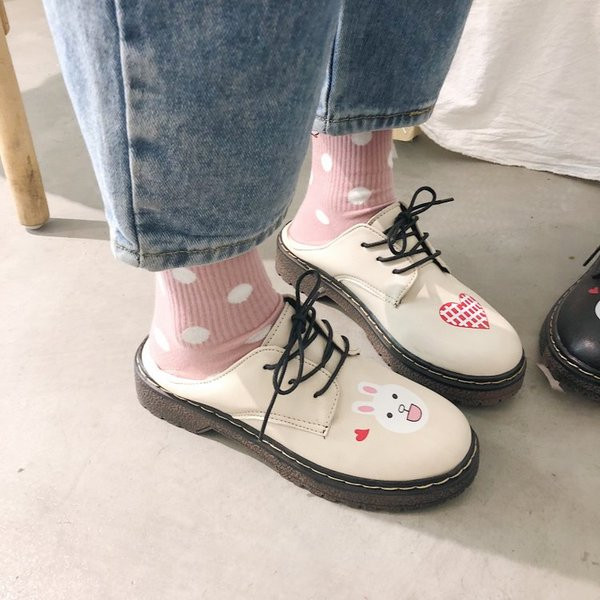 Pantofi dama cu aplicatii si sireturi in trei culori