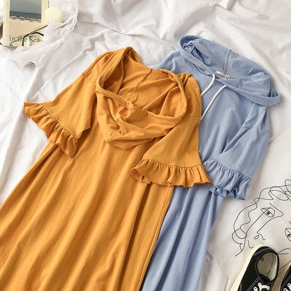 Γυναικείο αθλητικό φόρεμα με κουκούλα σε δύο χρώματα