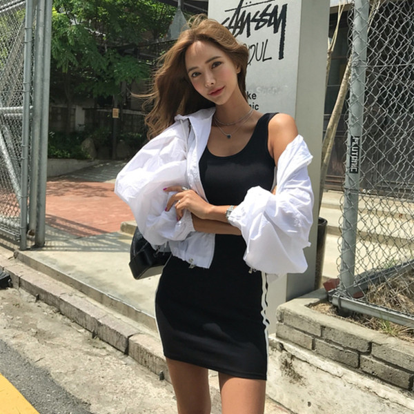 Rochie sport de damă neagră cu margine albă