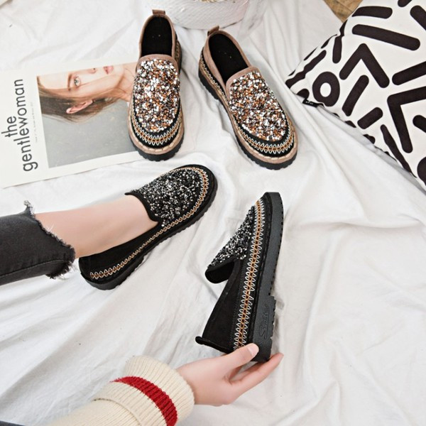 Mocasini moderni de dama cu pietre decorative mici in negru si maro