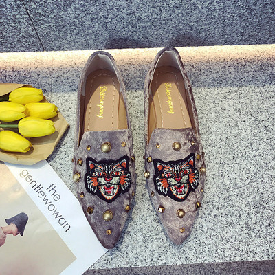 Mocasini de dama cu broderie si perle decorative in trei culori