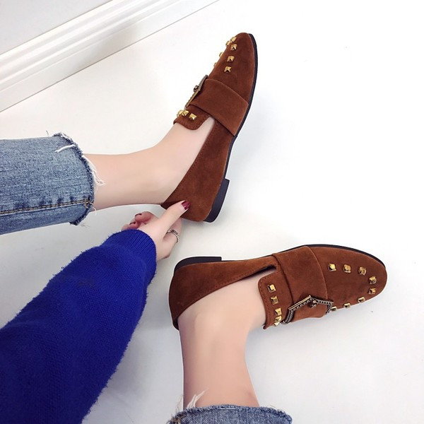 Mocasini de dama cu ochiuri metalice si catarama in trei culori