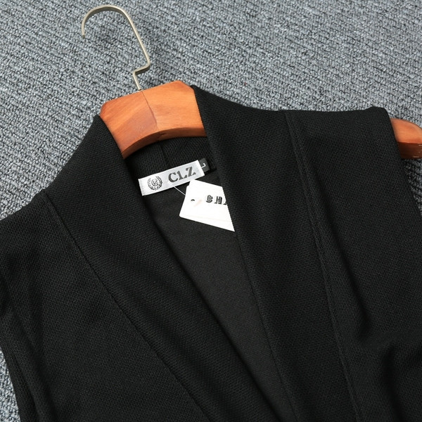 Κομψό ανδρικό γιλέκο  σε δύο χρώματα