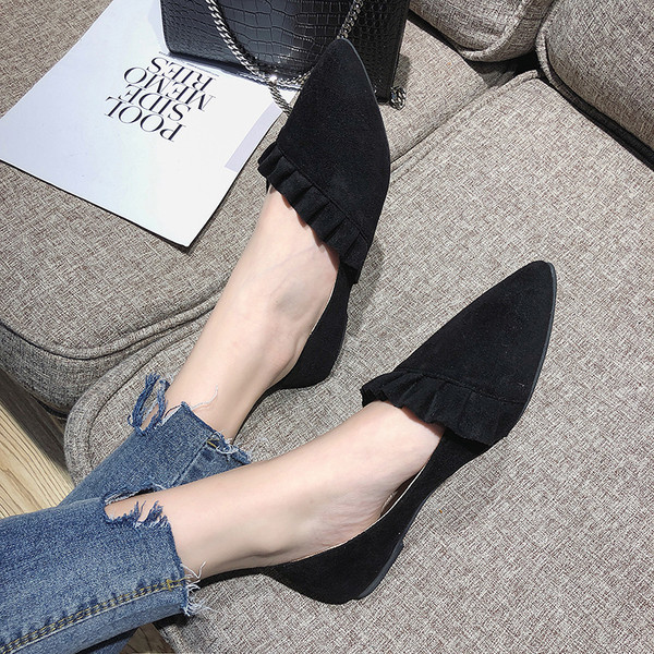 Stílusos női mokaszin hegyes modell három színben