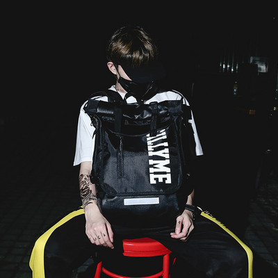 Hétköznapi férfi hátizsák három színben