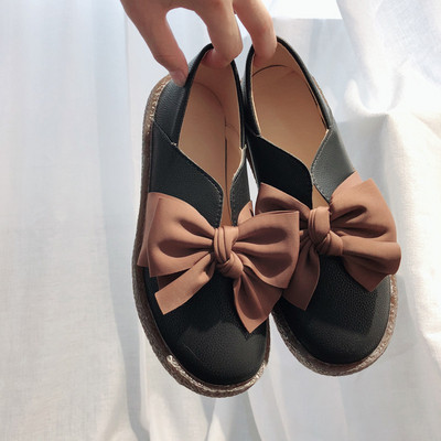 Öko bőrből készült női mokaszinok három színben szalaggal