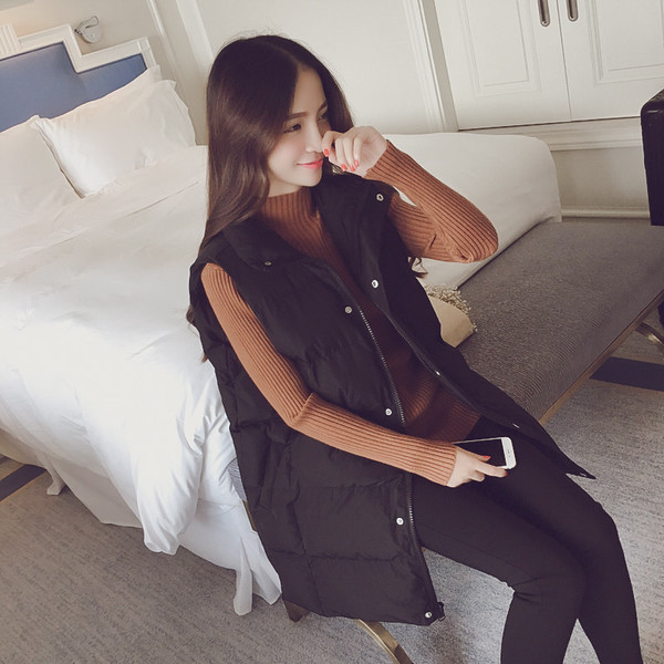 Μοντέρνο γυναικείο γιλέκο σε δύο χρώματα