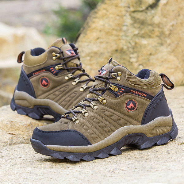 Férfi túracipő több színben