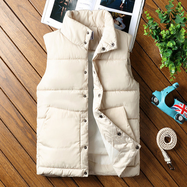 Ανδρικό γιλέκο σε διάφορα χρώματα κατάλληλο για  τη καθημερινή ζωή