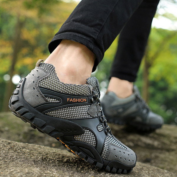 Férfi túracipő három színben