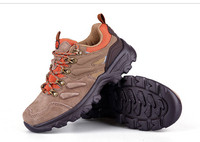 Мъжки туристически обувки в два цвята