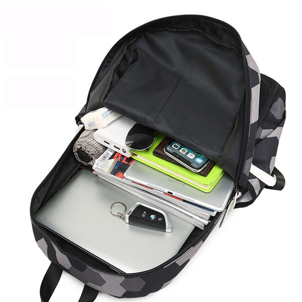 Rucsac practic pentru barbati in mai multe culori