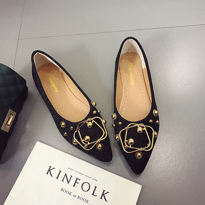 Лъскави дамски мокасини с метални елементи в три цвята