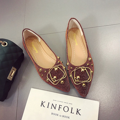 Лъскави дамски мокасини с метални елементи в три цвята