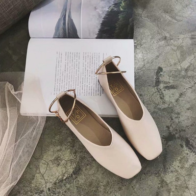 Lezser női mokaszin fém pánttal, két színben