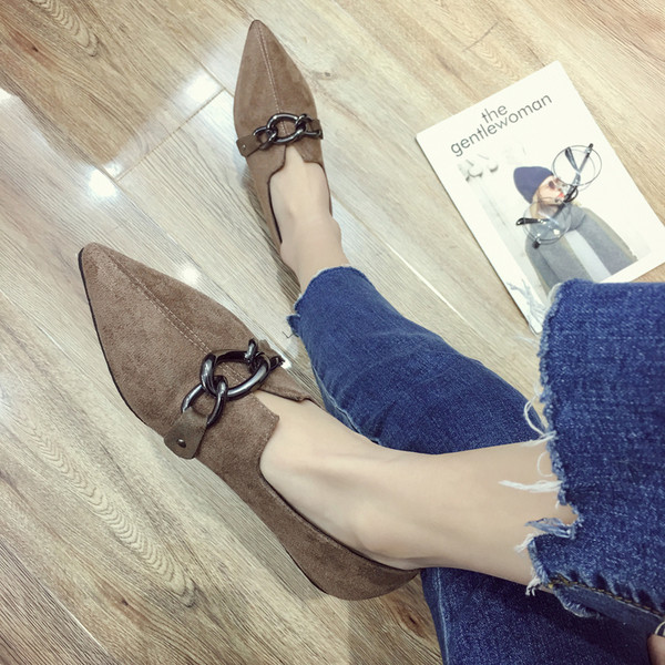 Mocasini de dama in negru si maro cu lant metalic