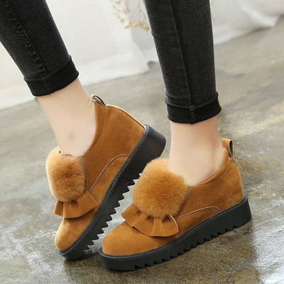 Őszi női mokaszinok, fekete és barna pehelyszínben