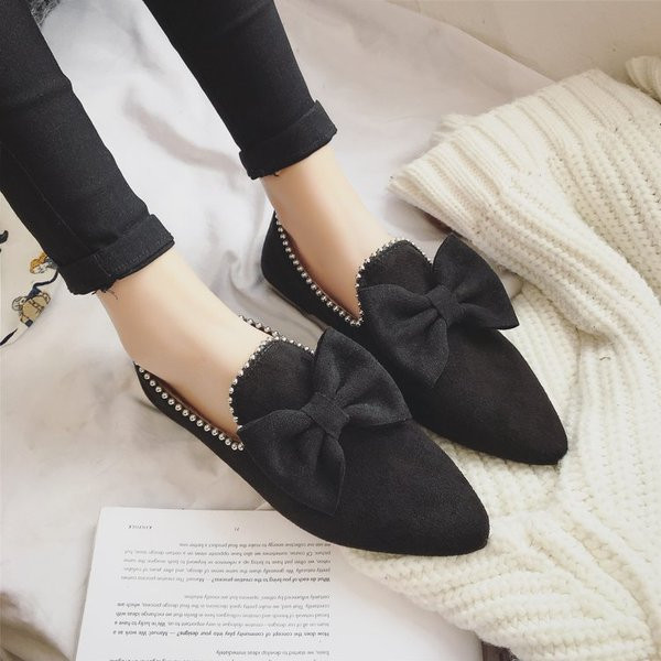 Mocasini de dama cu panglica si decor metalic in negru si maro