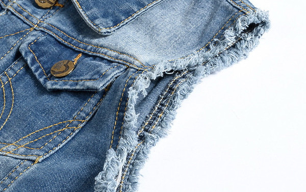 Μοντέρνο ανδρικό γιλέκο κατάλληλο για καθημερινή ζωή