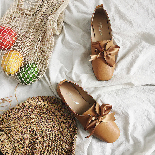 Női alkalmi mokaszinok fűzős három színben