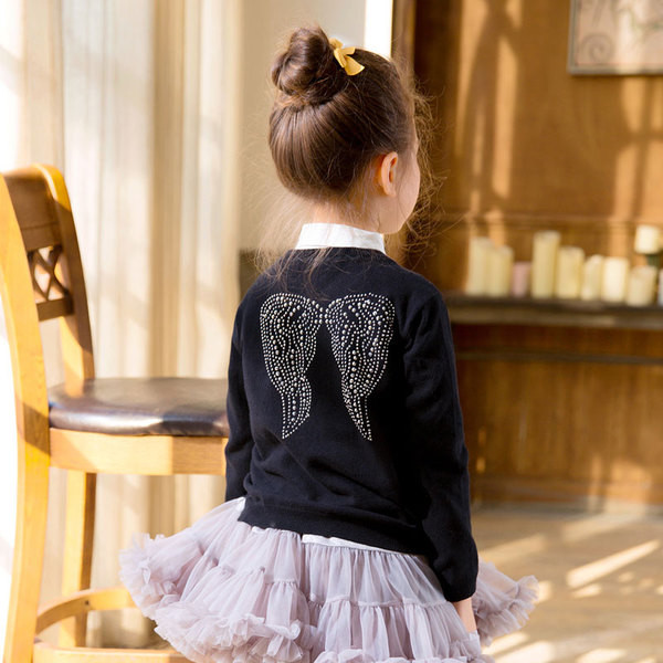 Παιδική ζακέτα  σε διάφορα χρώματα με  διακόσμηση σην  πλάτη