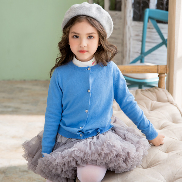 Παιδική ζακέτα  σε διάφορα χρώματα με  διακόσμηση σην  πλάτη