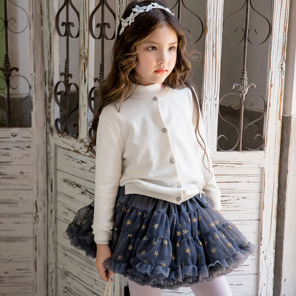 Παιδική ζακέτα  σε διάφορα χρώματα με  διακόσμηση σην  πλάτη