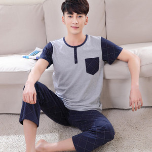 Мъжка пижама от две части в няколко модела