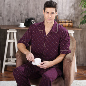 Мъжка пижама в няколко цвята и модела