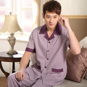 Мъжка пижама в няколко цвята и модела